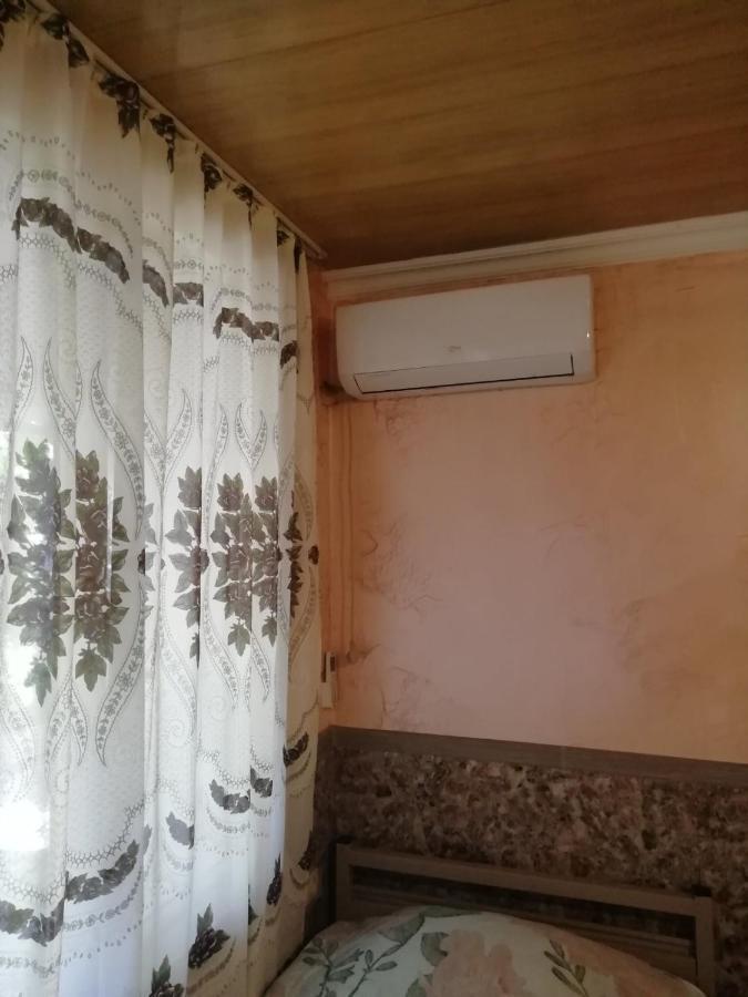 Guest House Saba Batumi Exterior photo