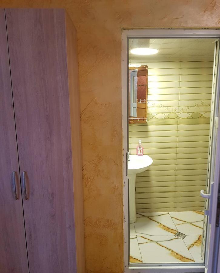 Guest House Saba Batumi Exterior photo